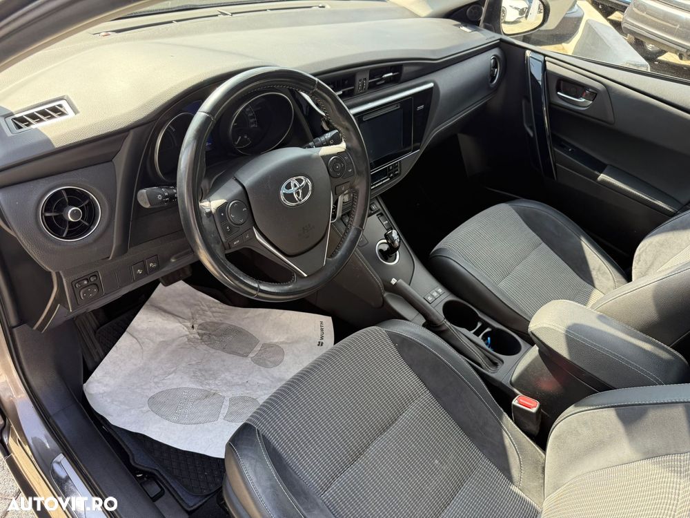 Toyota Auris 1.8 L VVT-i TS Hybrid Sol+ - 7