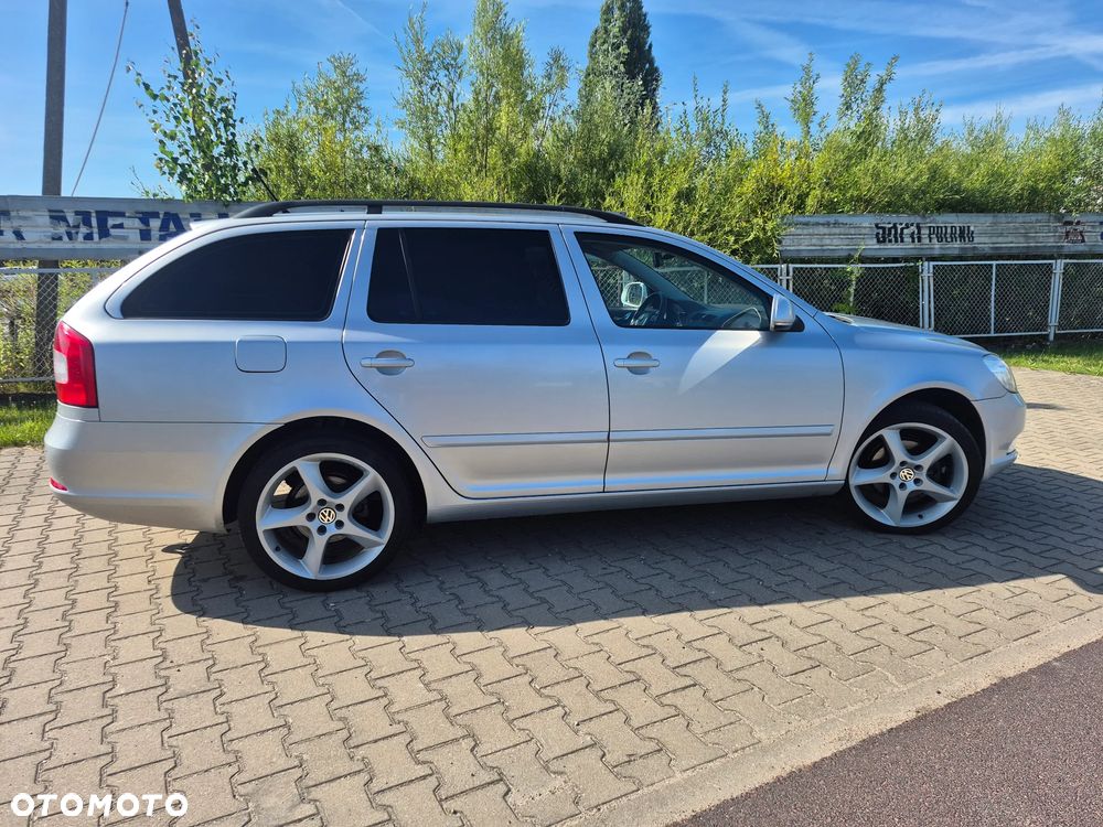 Skoda Octavia 2.0 TDI DPF Ambiente - 9