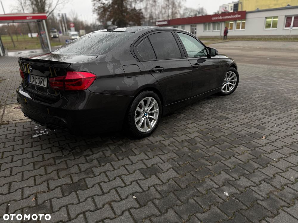 BMW Seria 3 320i xDrive Edition Luxury Line Purity - 3