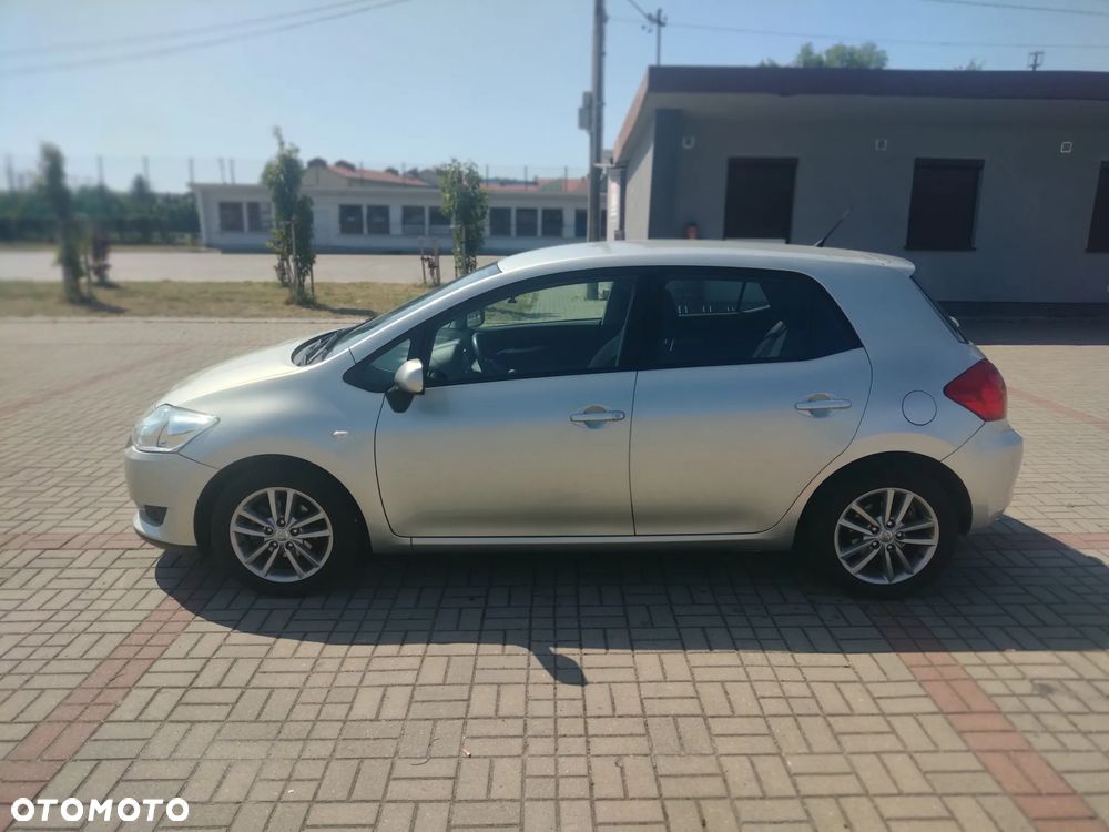 Toyota Auris 1.6 2010 - 3