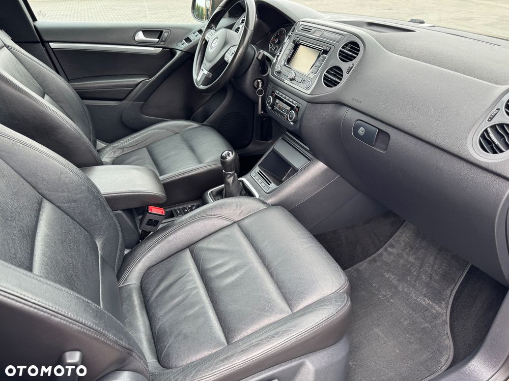 Volkswagen Tiguan 2.0 TDI 4Mot Perfectline R-Style - 18