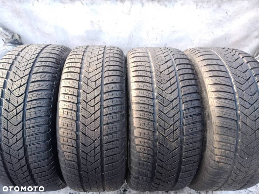 Pirelli Sottozero 3 275/35 R19 100V 245/40 R19 98V 2024 7-7.5mm - 1