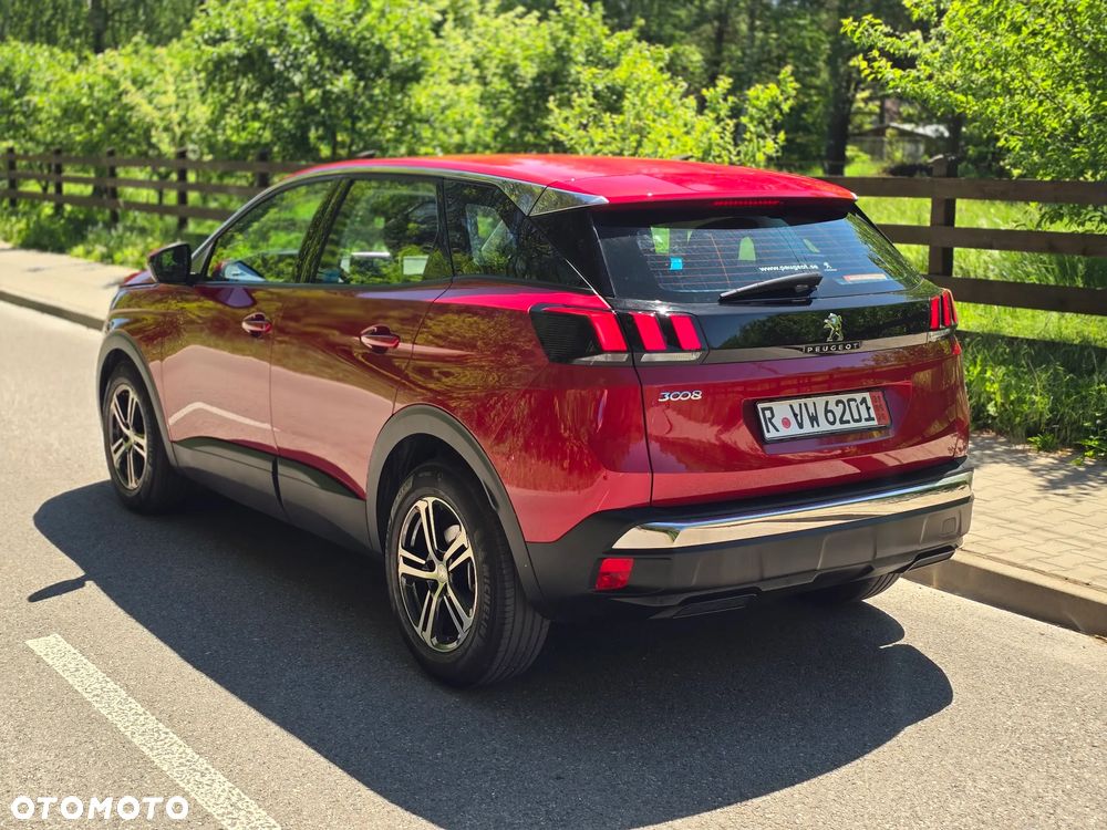 Peugeot 3008 PureTech 130 Stop & Start GPF Allure - 16