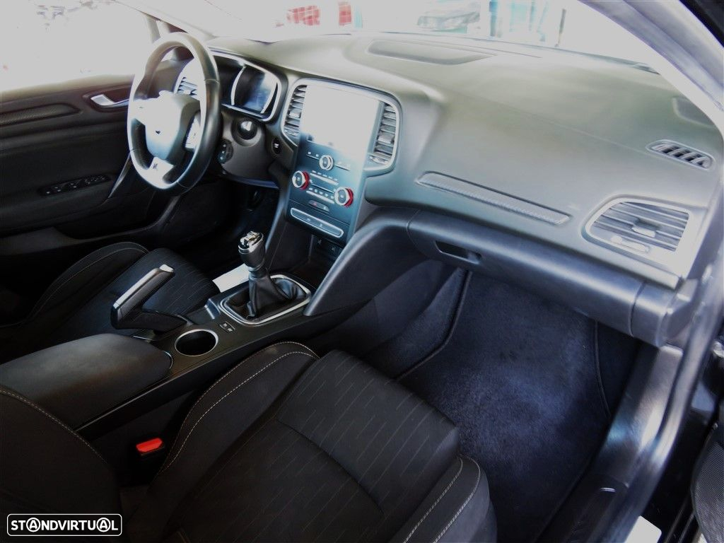 Renault Mégane Sport Tourer 1.5 Blue dCi Limited - 14