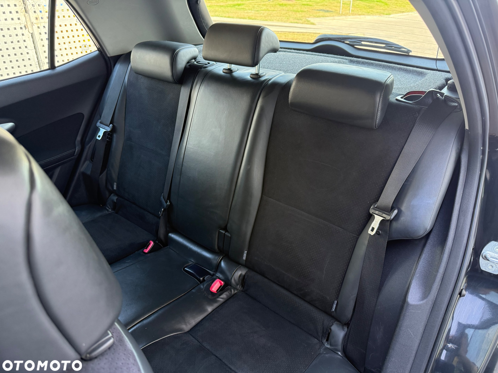 Toyota Auris 1.8 HSD Prestige - 12