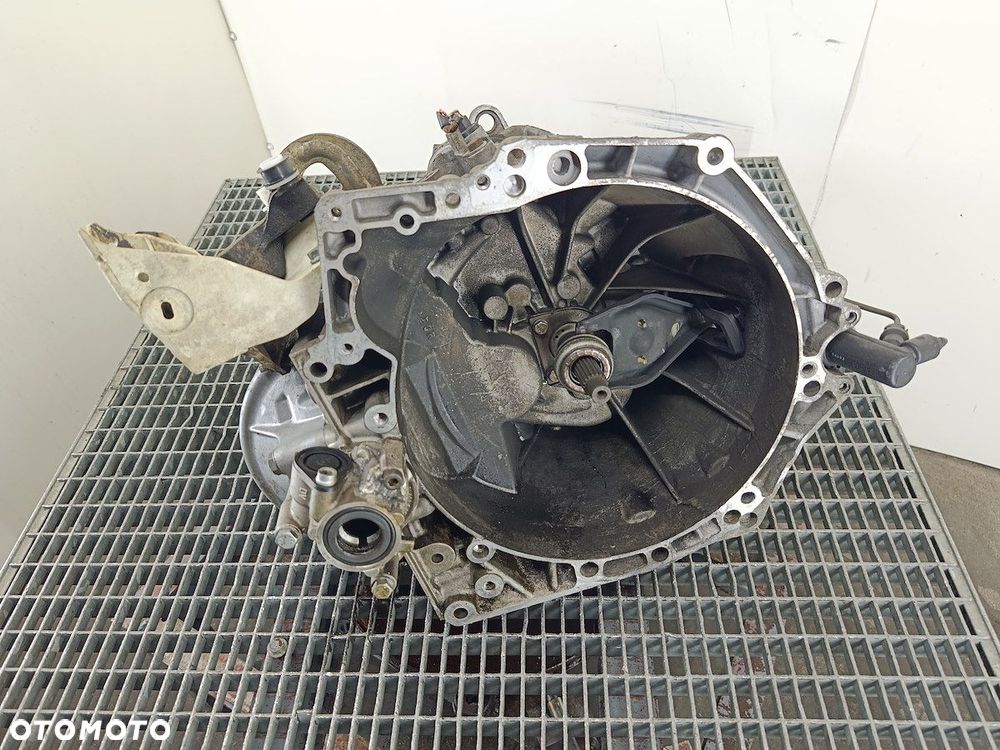 SKRZYNIA BIEGÓW MANUALNA 5 PEUGEOT 207 20DP26 1.6 HDI - 1