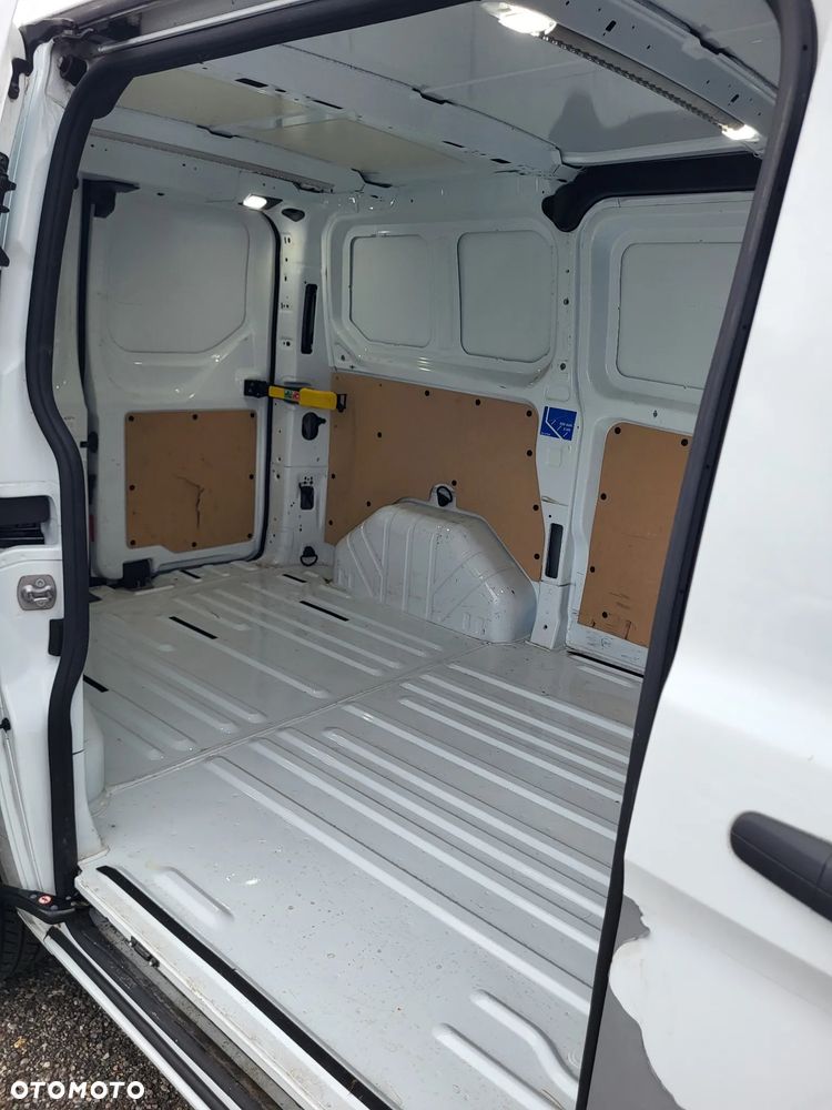 Ford Transit Custom - 11