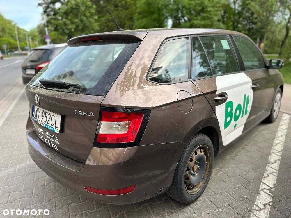 Skoda Fabia 1.0 Ambition - 11