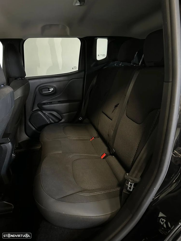 Jeep Renegade 1.0 T Limited - 12
