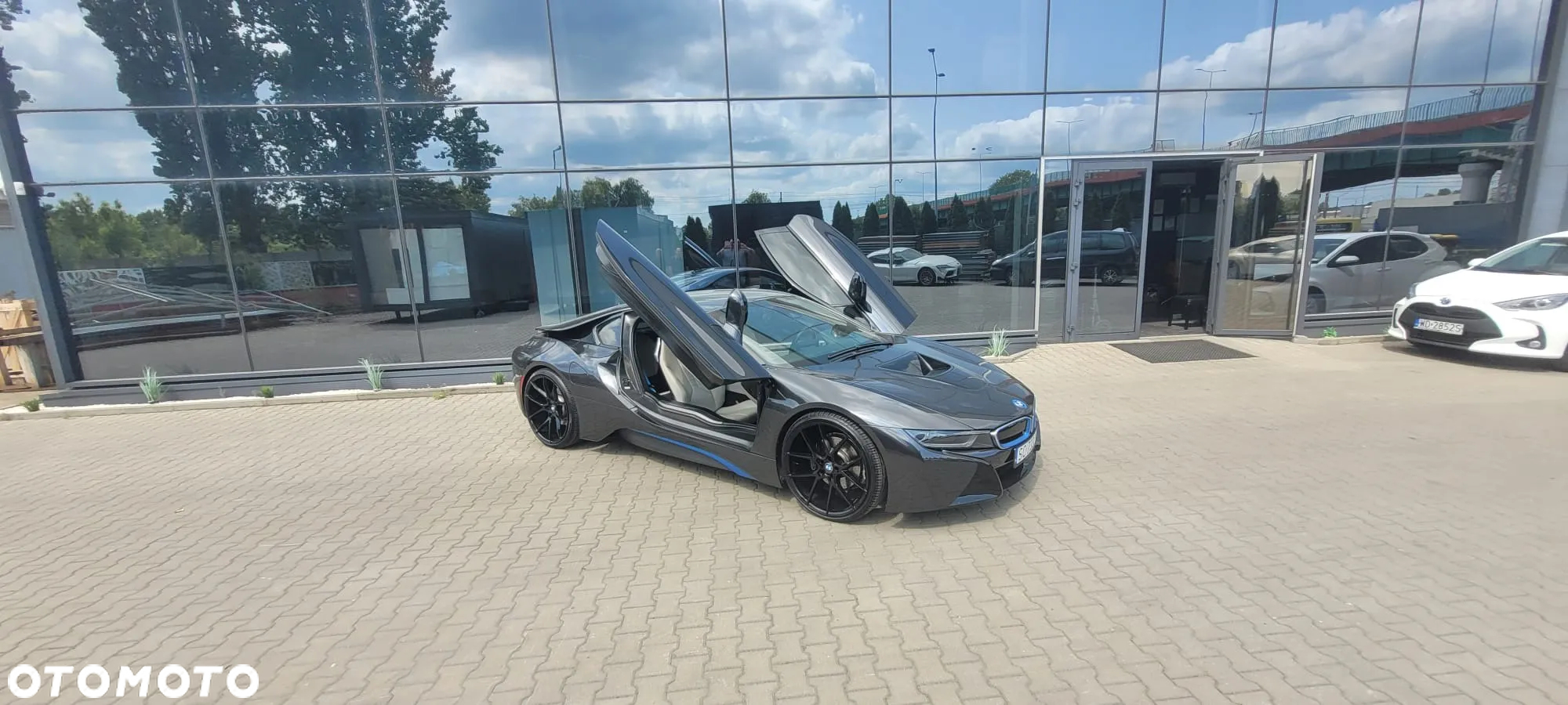 BMW i8 - 12