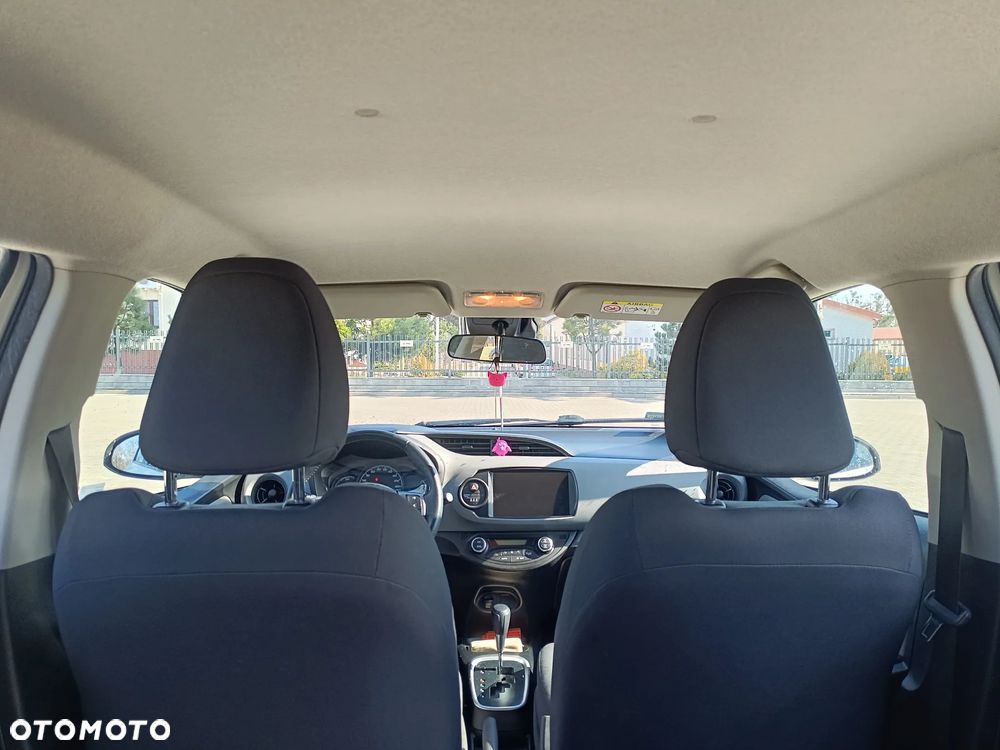 Toyota Yaris - 24