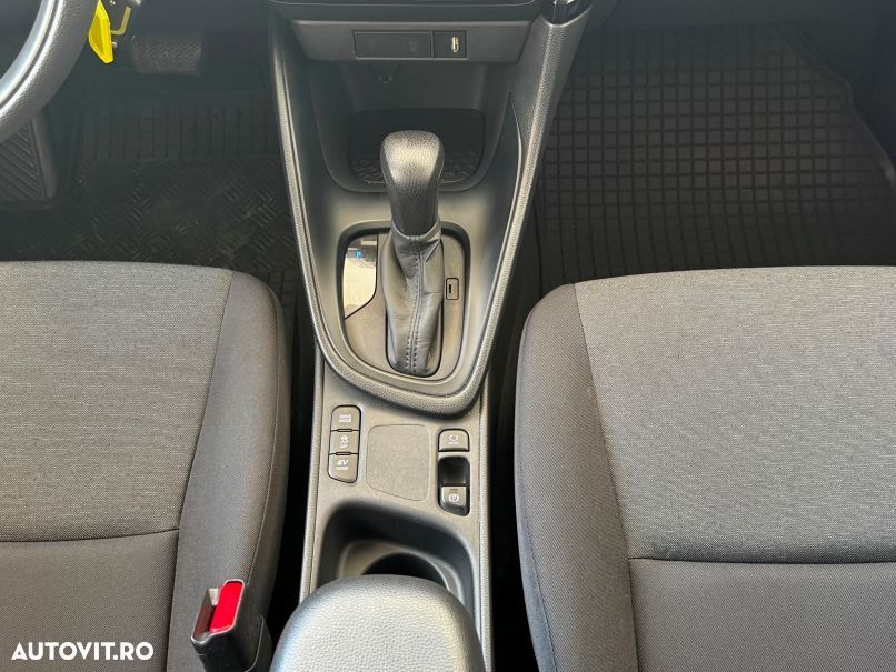 Toyota Yaris - 14