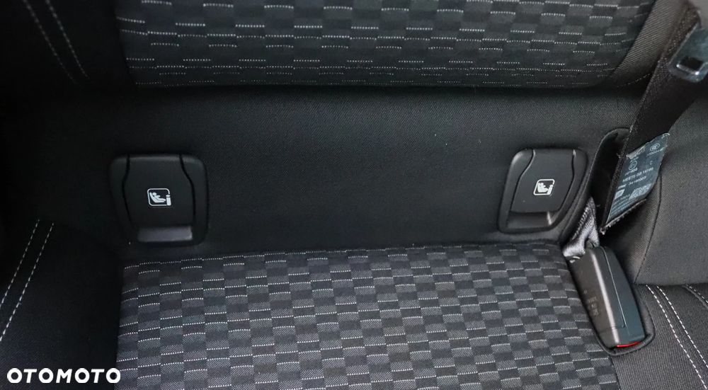 Opel Astra 1.6 D (CDTI) Start/Stop Dynamic - 31