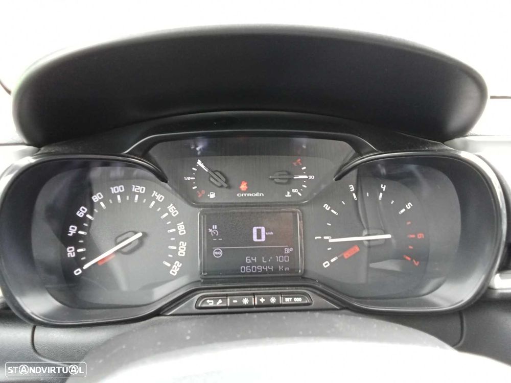 Citroën C3 1.2 PureTech Plus - 17