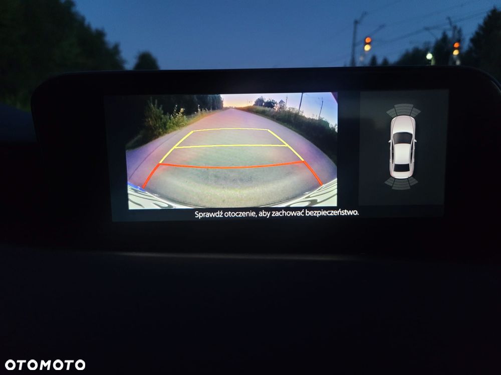 Mazda 3 e-SKYACTIV-G 122 M HYBRID EXCLUSIVE-LINE - 27