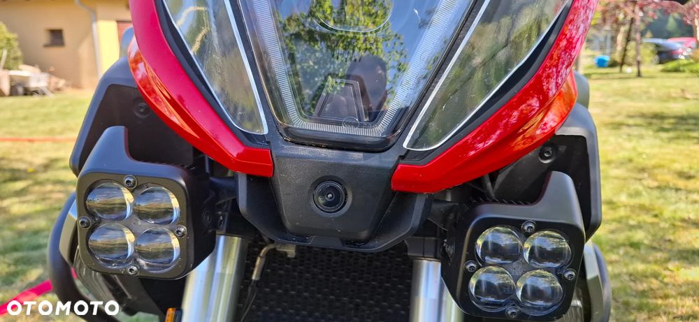 QJMOTOR SRT 600SX - 12
