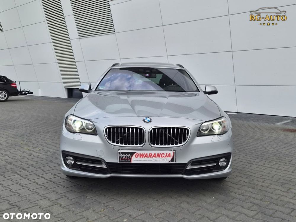 BMW Seria 5 525d xDrive Luxury Line - 16