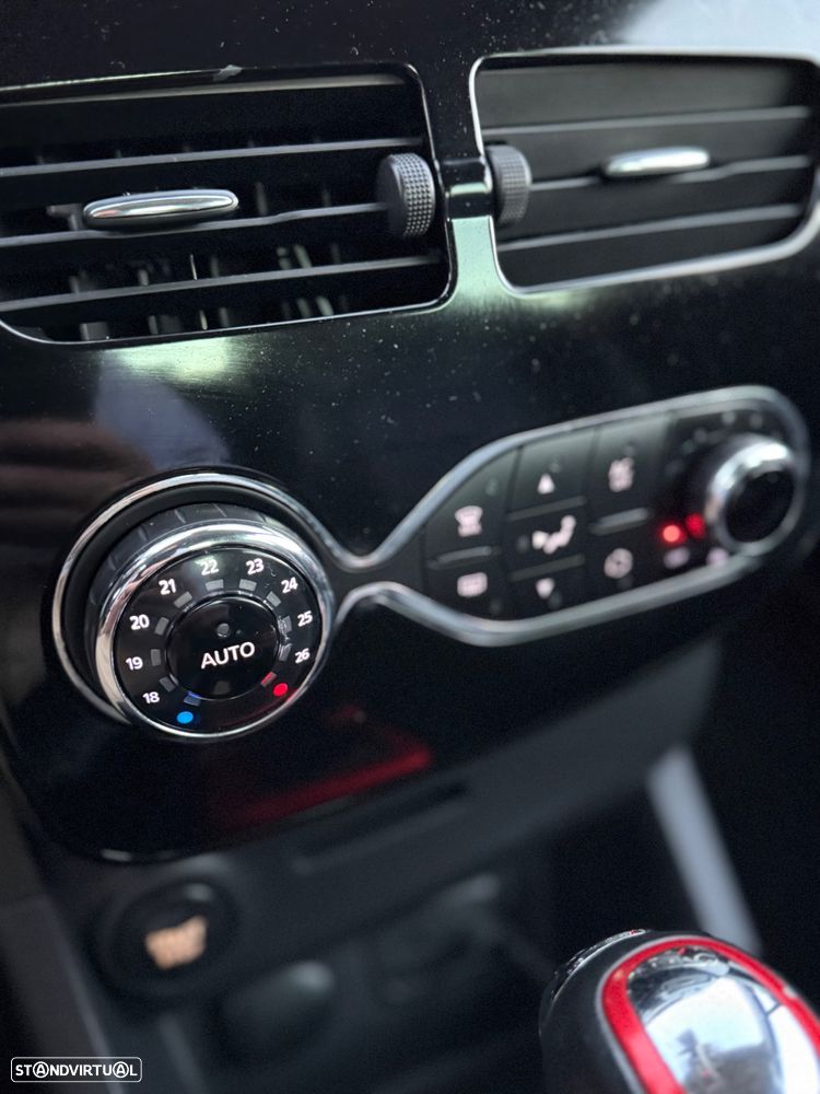 Renault Clio 1.6 T RS EDC - 7