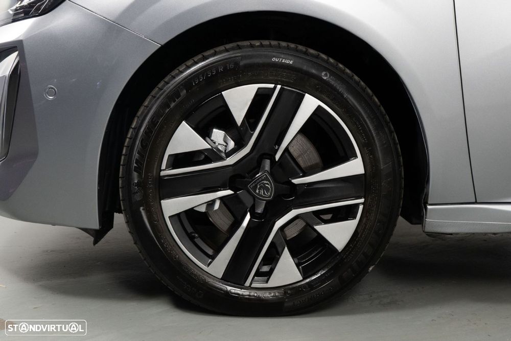 Peugeot 208 1.2 PureTech Allure - 18
