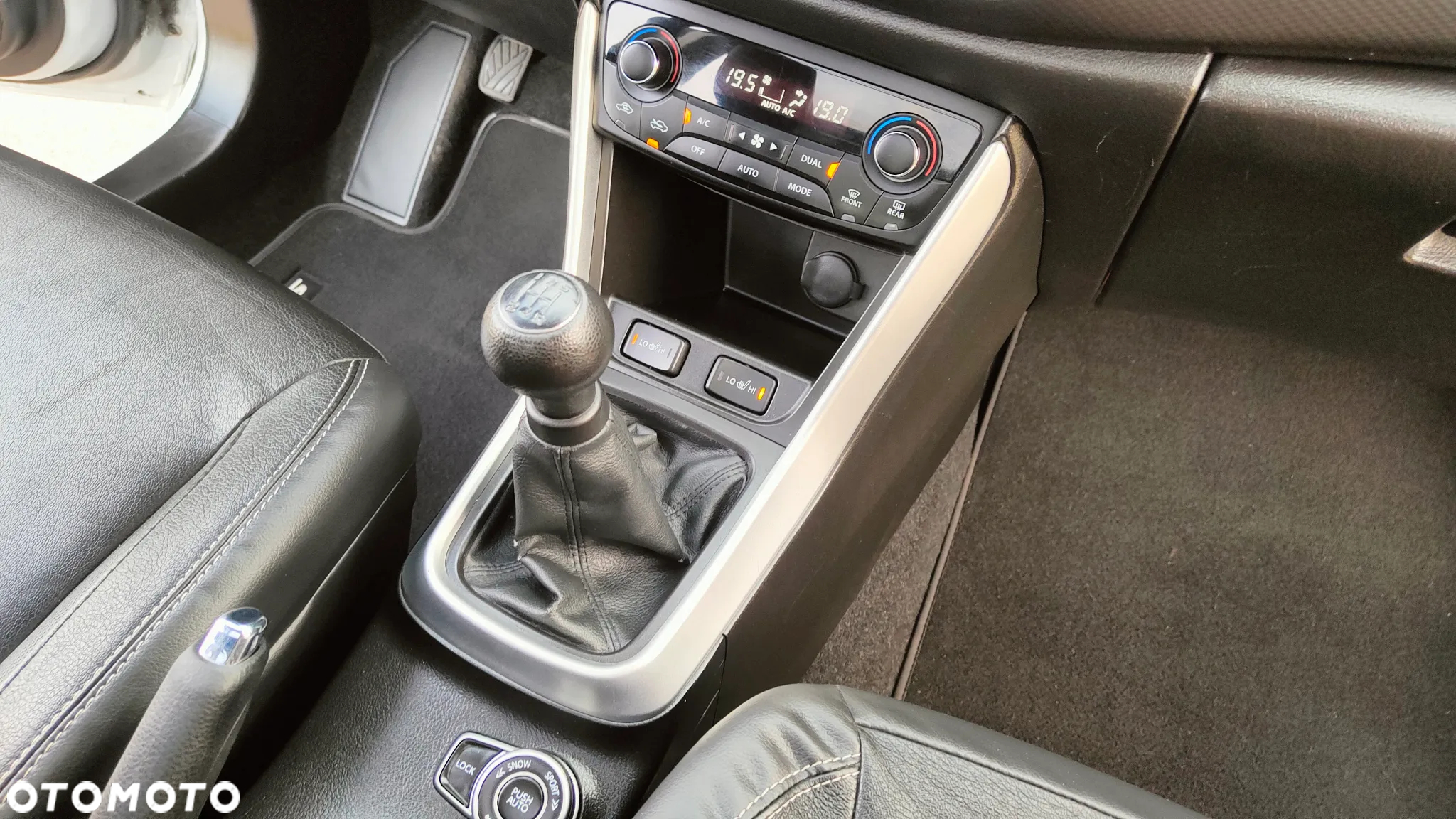 Suzuki SX4 S-Cross 1.6 Premium Plus 4WD - 29