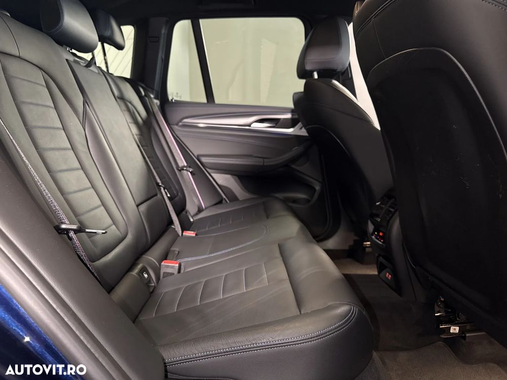 BMW X3 xDrive30e AT PHEV - 13