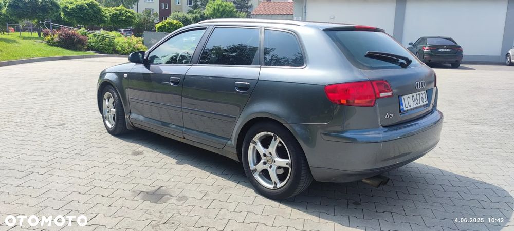 Audi A3 ver-2-0-fsi-sportback-ambiente - 5