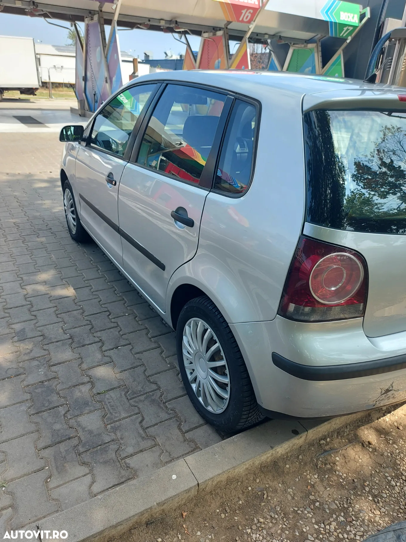 Volkswagen Polo - 5