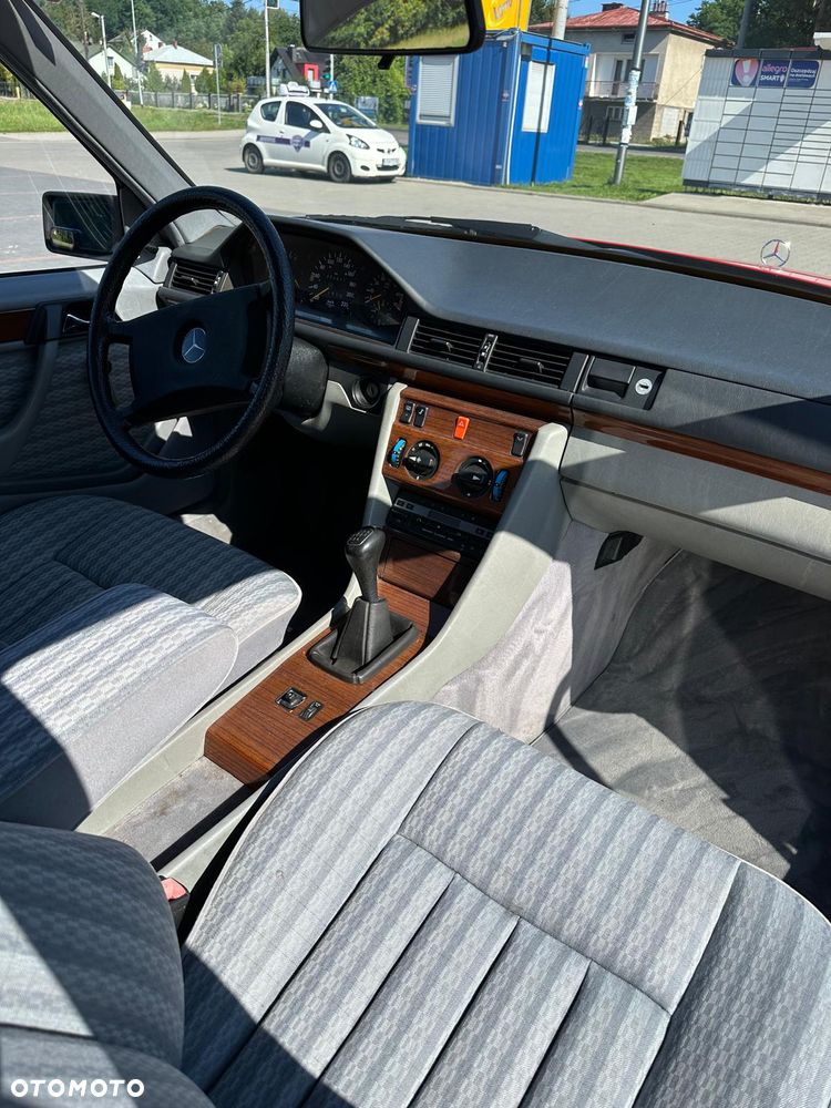 Mercedes-Benz W124 (1984-1993) - 9