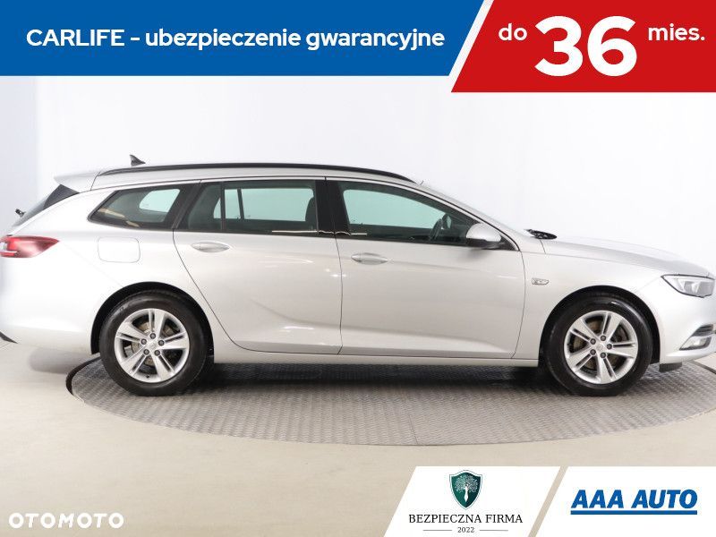 Opel Insignia - 8