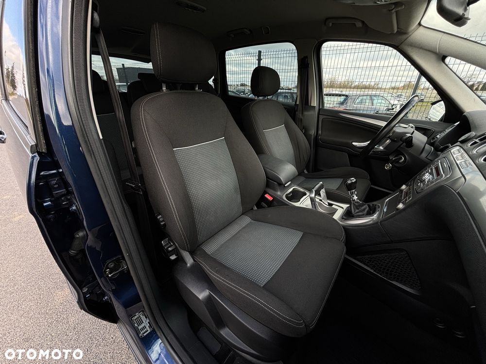 Ford S-Max - 7