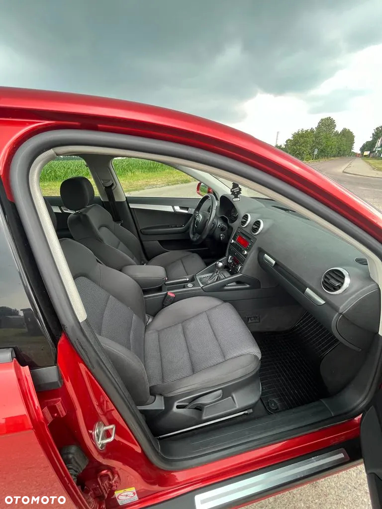 Audi A3 1.6 TDI Ambiente S tronic - 16
