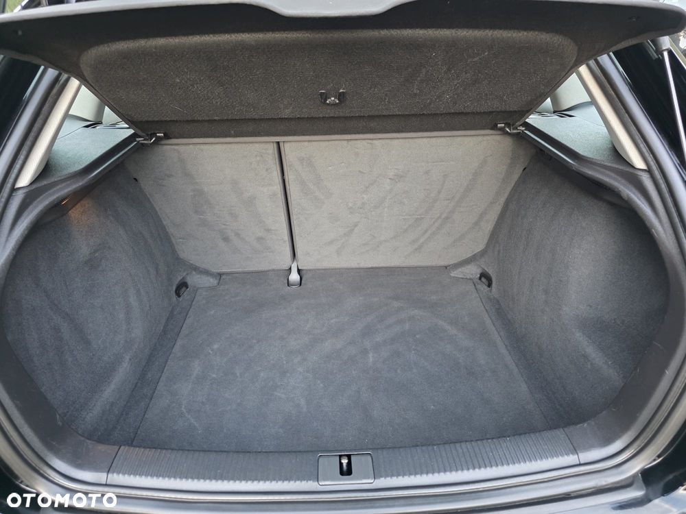 Audi A3 Sportback 1.6 Ambiente - 5