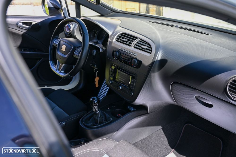 SEAT Leon 2.0 TSI Cupra R - 26