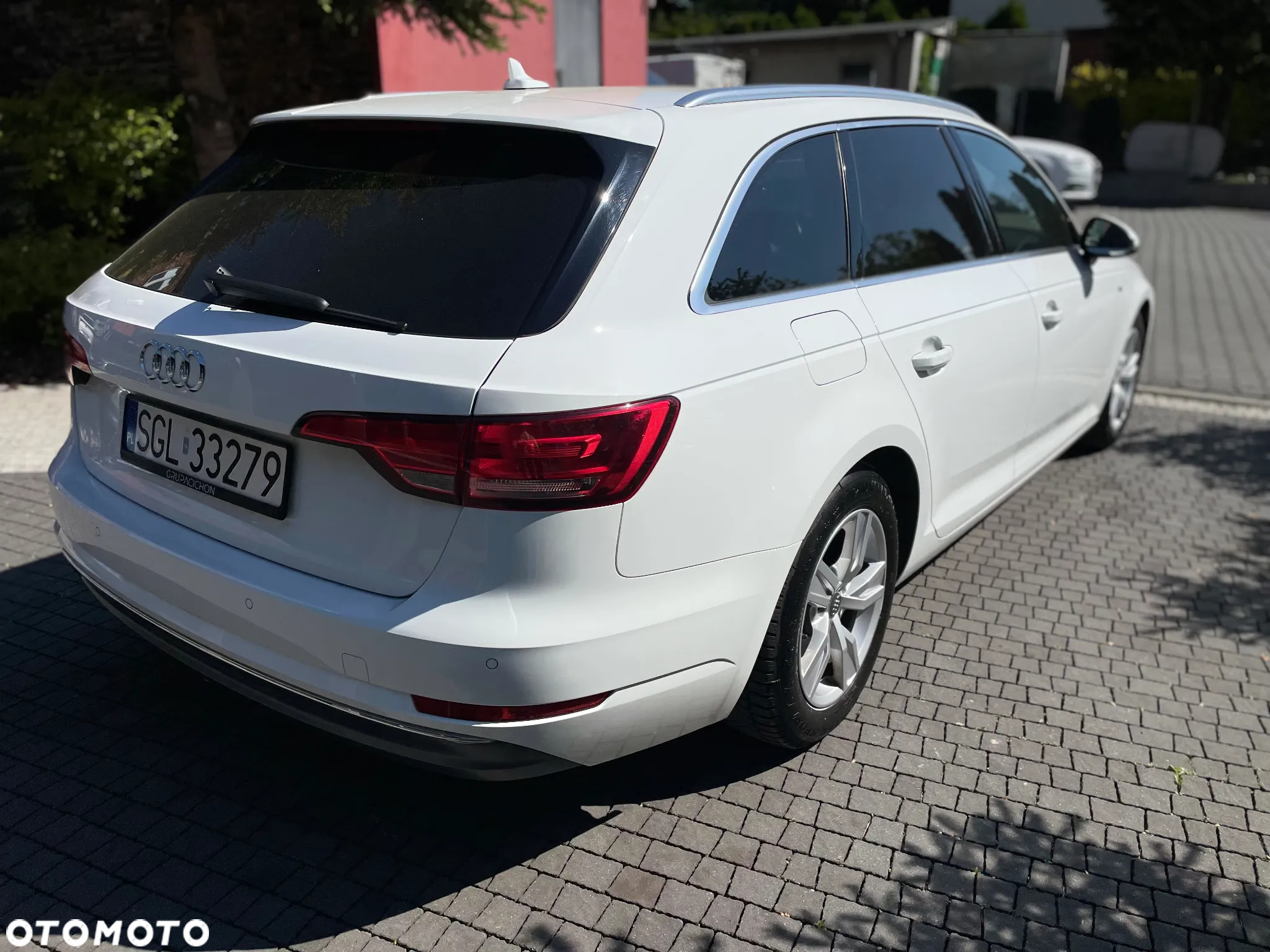 Audi A4 Avant 2.0 TDI ultra S tronic sport - 9