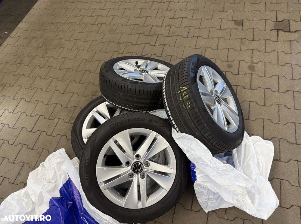 Volkswagen Golf 2.0 TDI SCR Life - 40