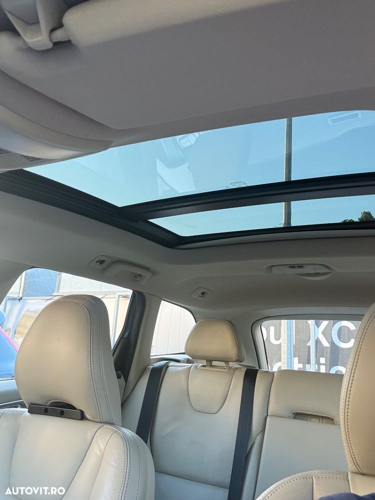 Volvo XC 60 D4AWD Summum - 5