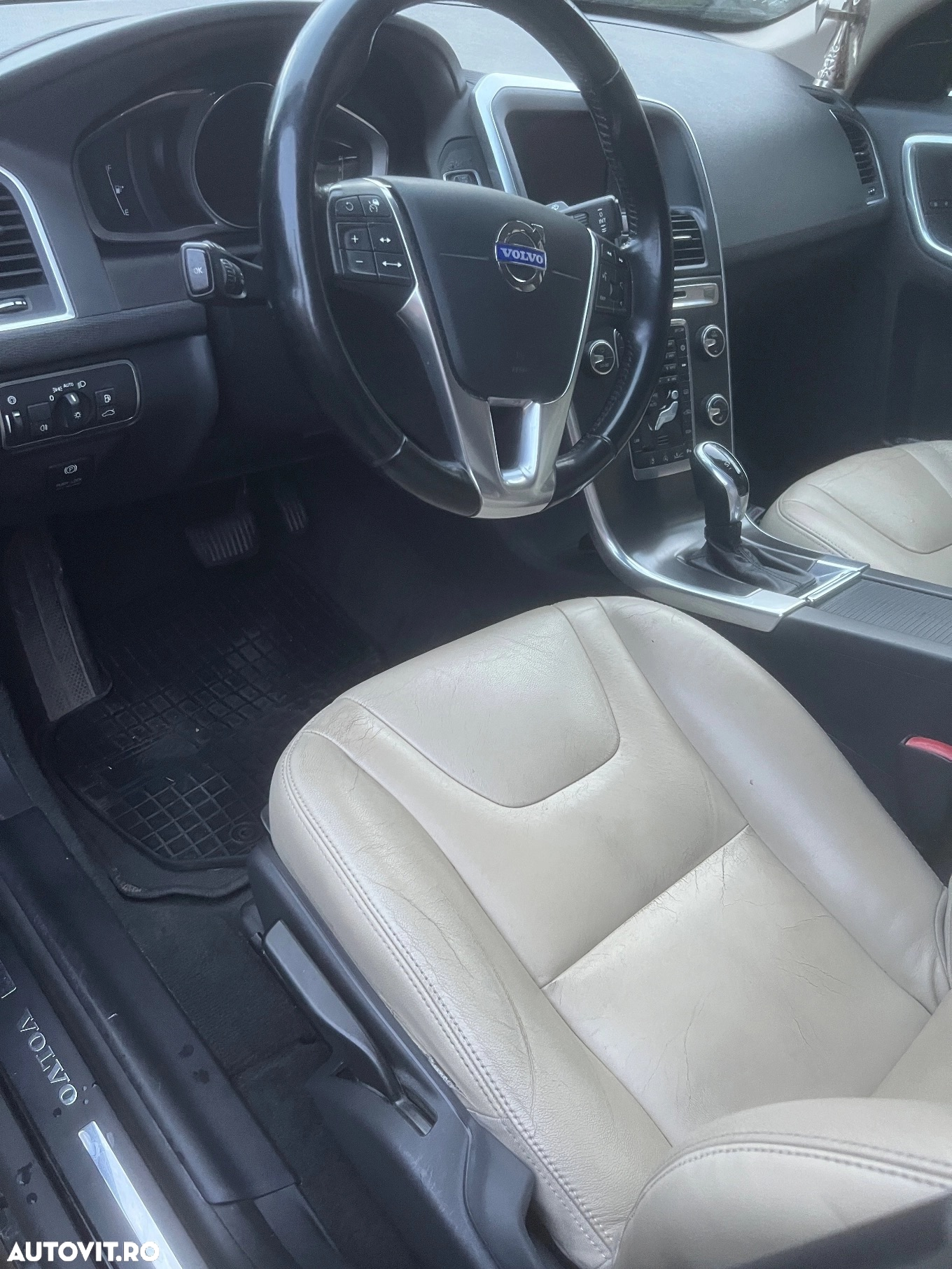 Volvo XC 60 D4 Geartronic Momentum - 10