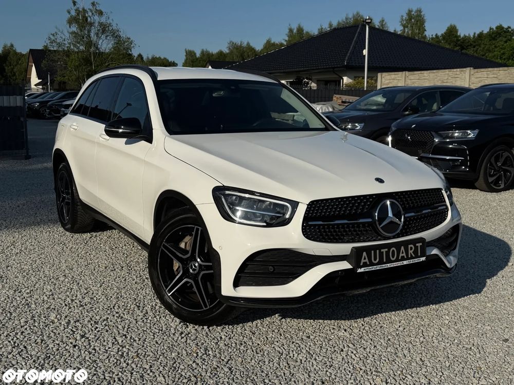 Mercedes-Benz GLC 200 d 4Matic 9G-TRONIC AMG Line - 2