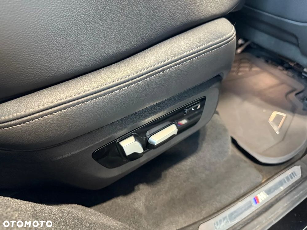 BMW X7 M50d sport - 13