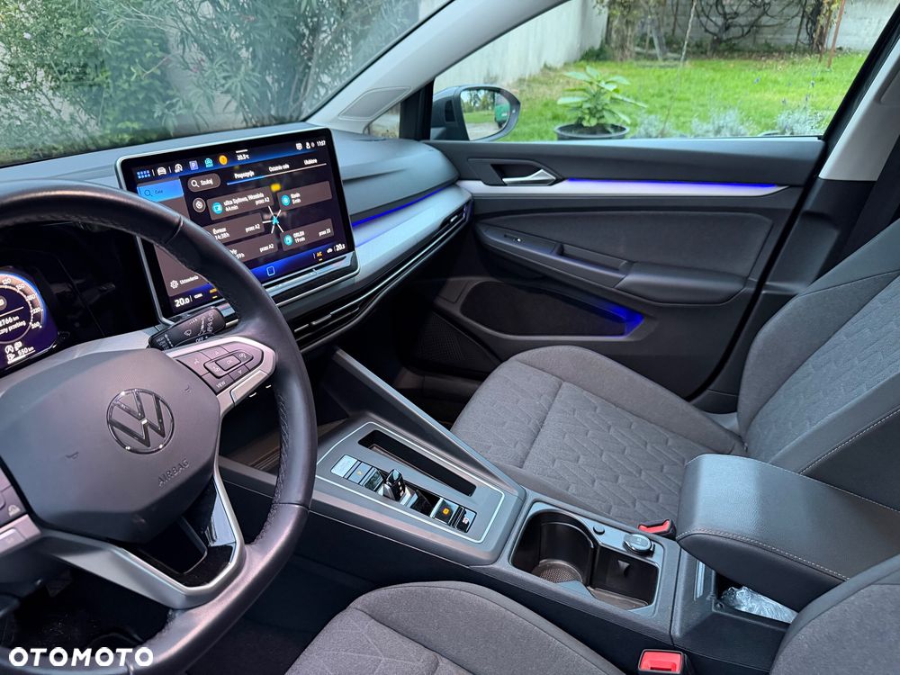 Volkswagen Golf 1.5 eTSI OPF DSG Style - 39
