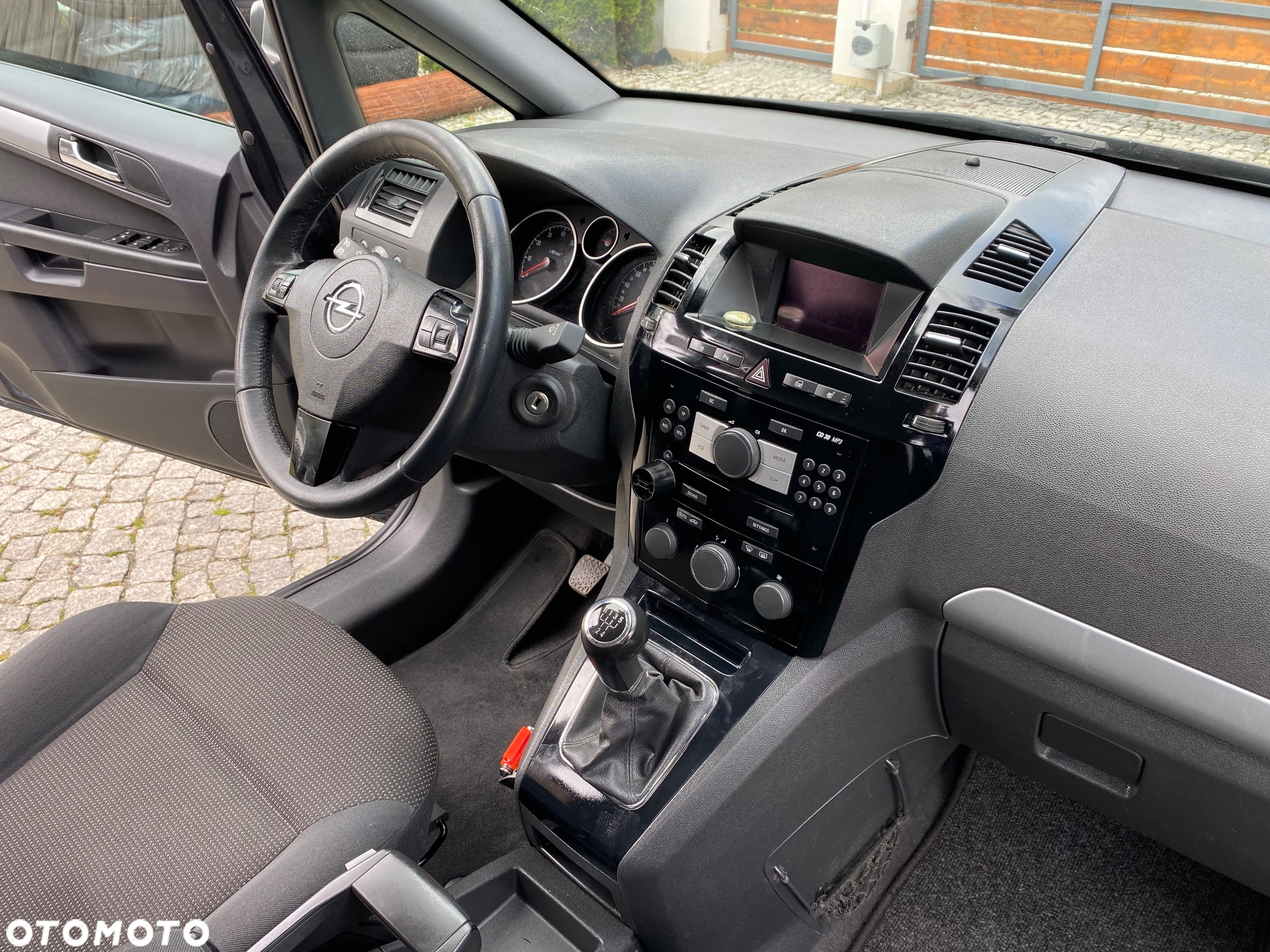 Opel Zafira - 31