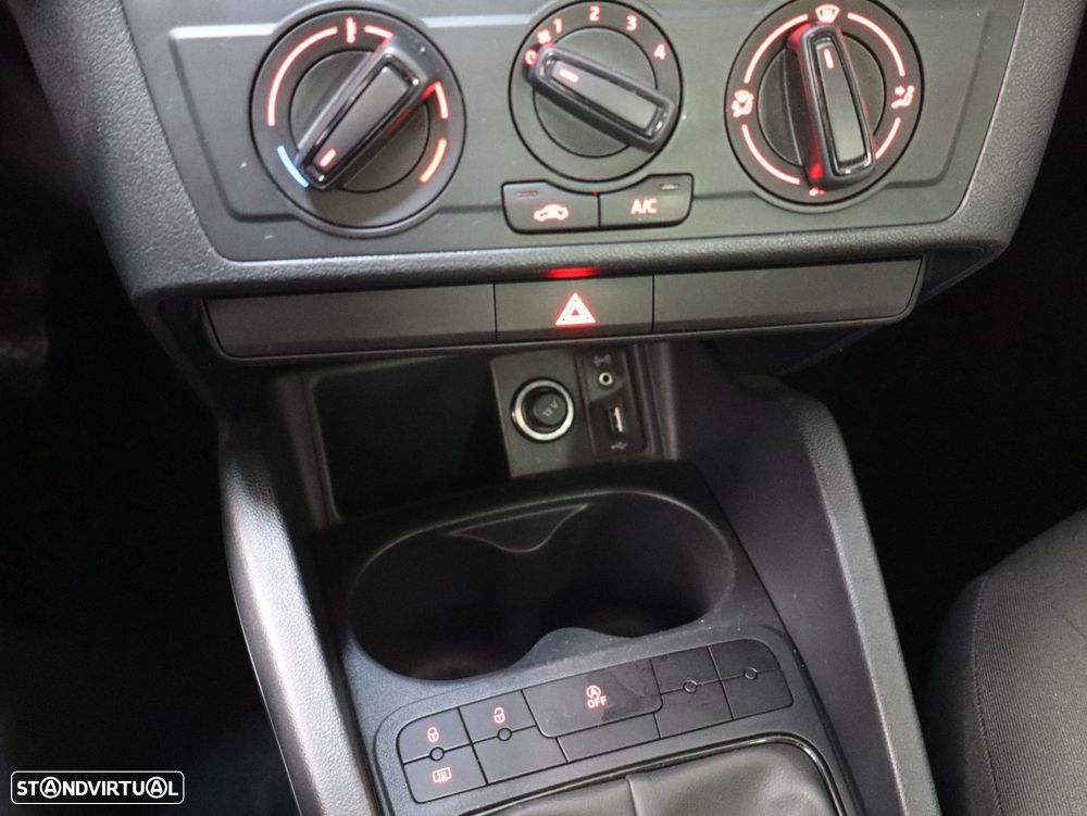 SEAT Ibiza 1.0 Reference - 14