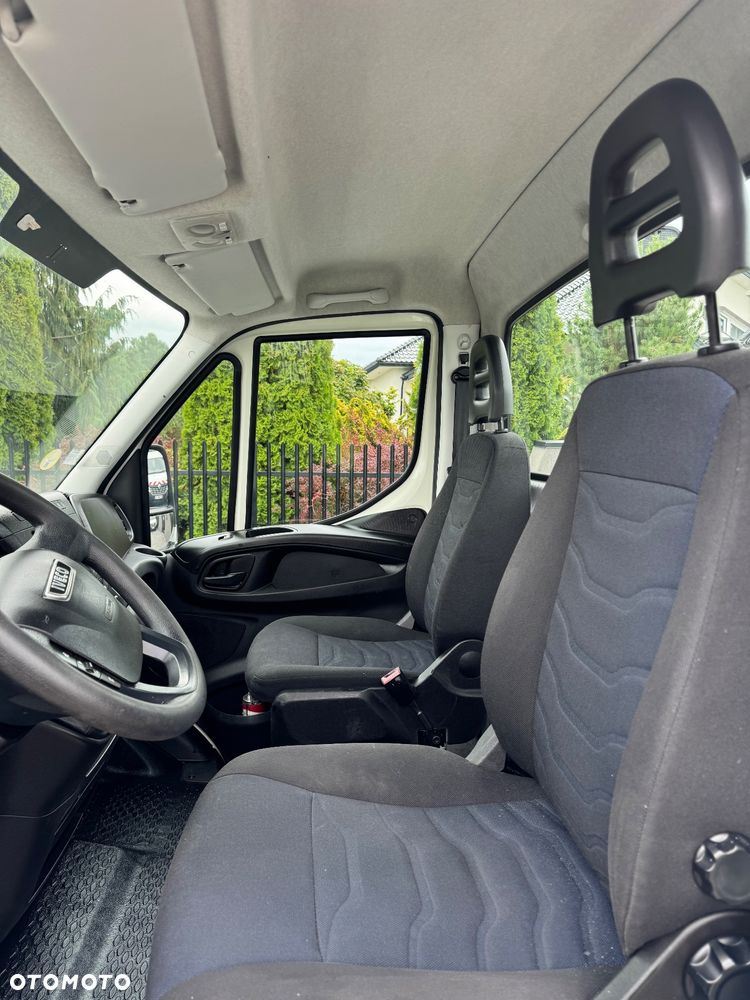 Iveco Daily 35c15 // Rozstaw osi 4,10 // SUPER STAN - 12