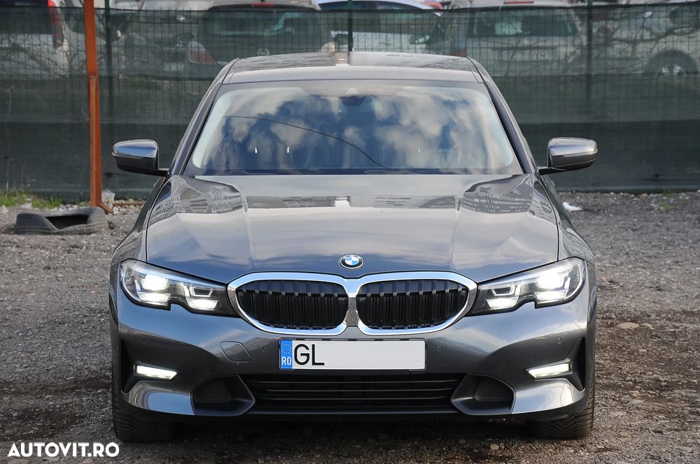 BMW Seria 3 320d AT MHEV - 31