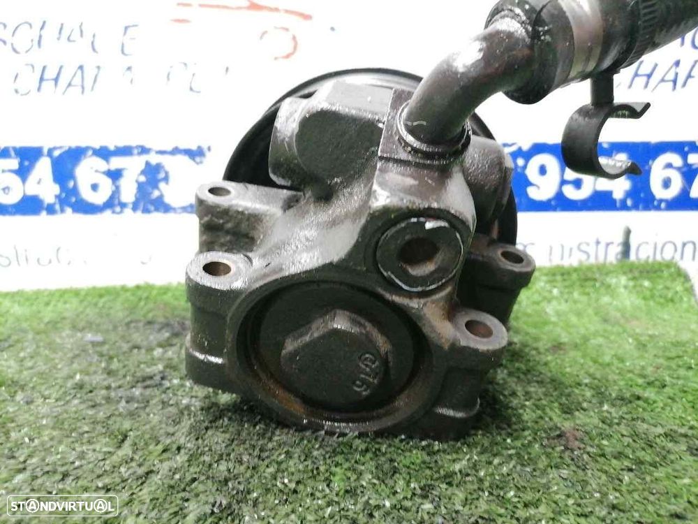 BOMBA DIREÇÃO FORD FOCUS 2000 -XS4E3A733AC - 2