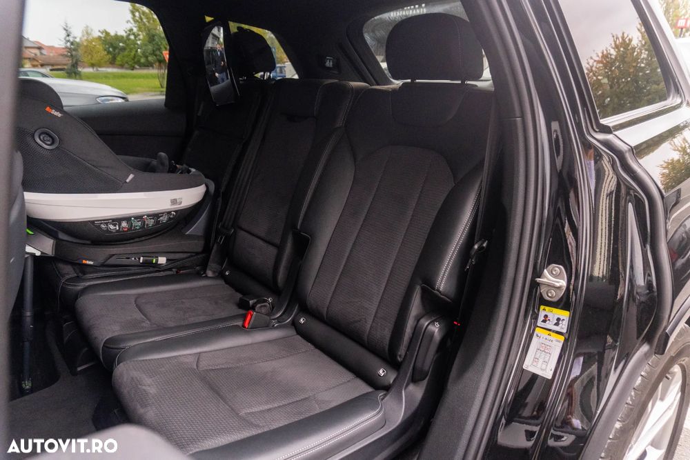 Audi Q7 50 TDI quattro Tiptronic S line - 34