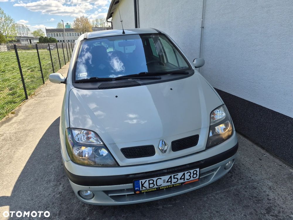 Renault Scenic 1.9 dCi Authentique - 16