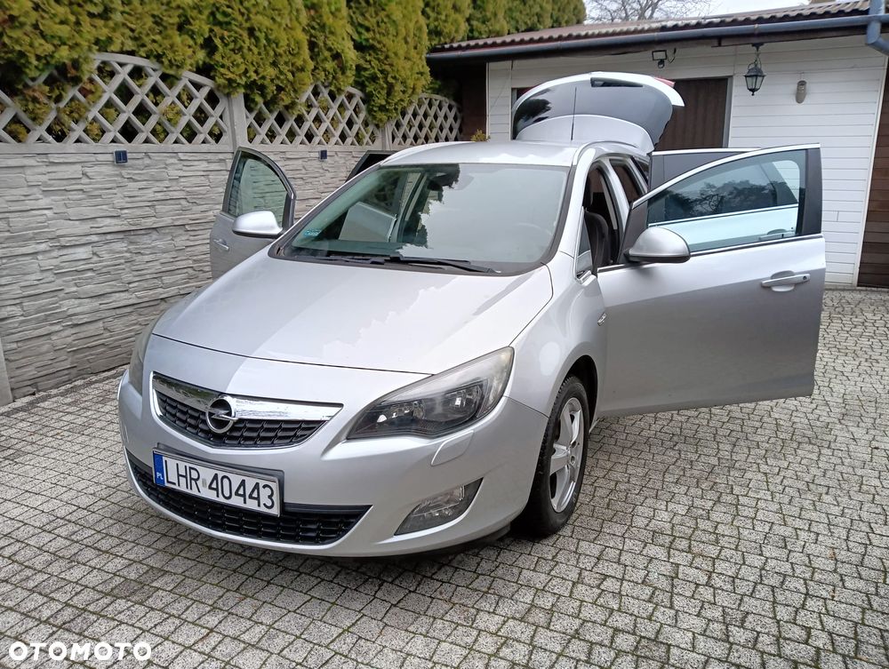 Opel Astra 1.4 Turbo - 2