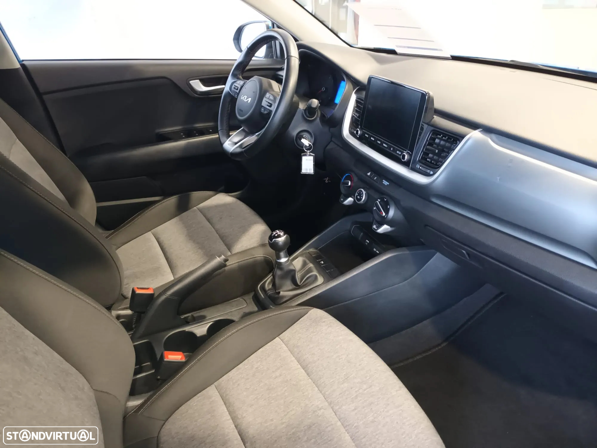 Kia Stonic 1.2 Dynamic - 2