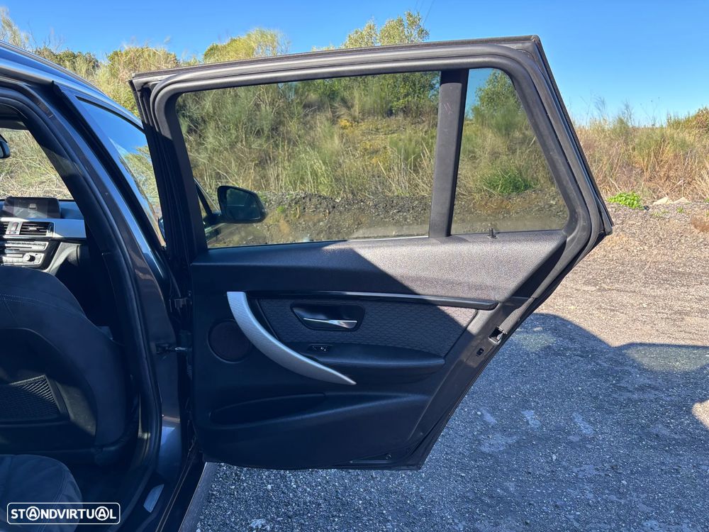 BMW 318 d Touring Pack M Auto - 33